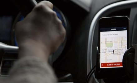 Uber zdecydował się złożyć skargę do Komisji Europejskiej w związku z uchwaloną na Węgrzech ustawą, 