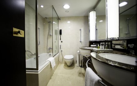 Jak twierdzi inwestor hotelu do wyboru będzie 13 typów pokoi i apartamentów.