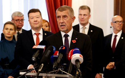 Andrej Babiš, Lider zwycięskiego ugrupowania ANO, zawarł koalicję z partiami skrajnej prawicy