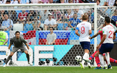 Anglia gromi, hattrick Kane'a, historyczny gol Panamy