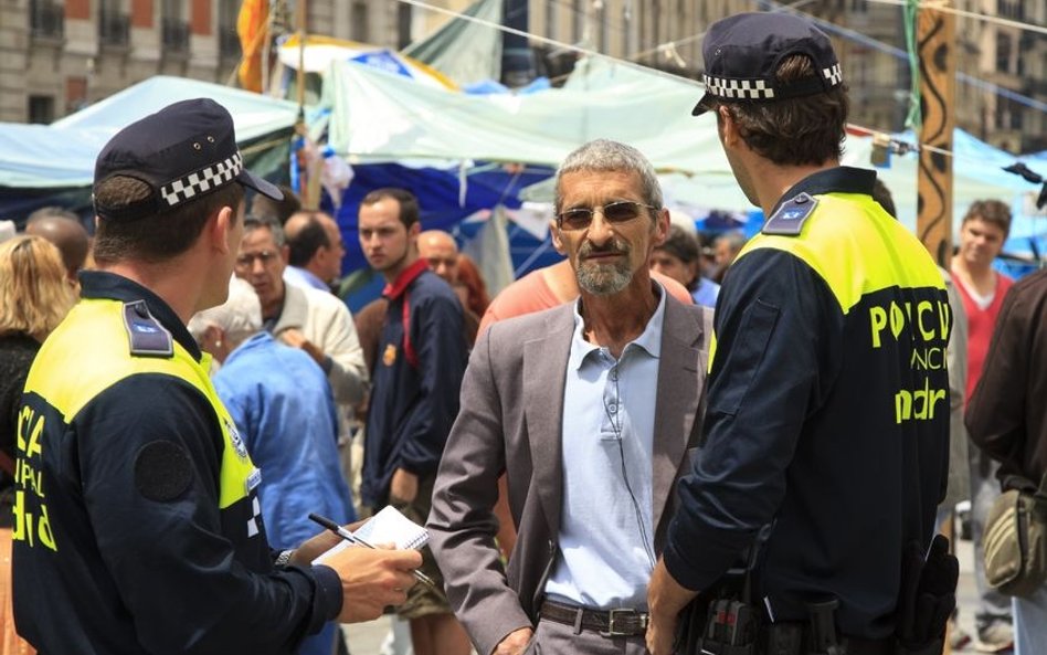 Barcelona: Wiersz Bukowskiego oburzył policję