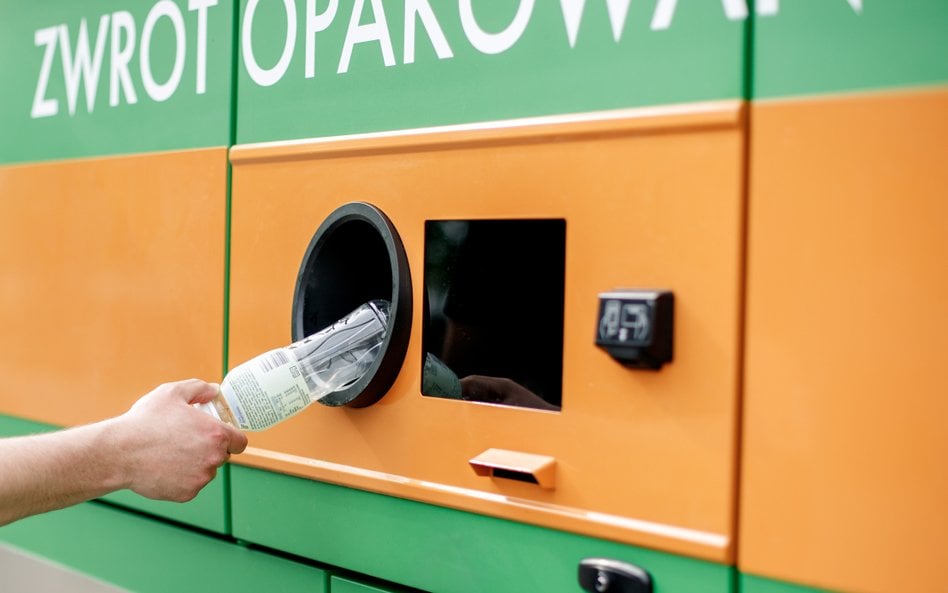 Koniec z voucherami za oddawane butelki. Kaucję możesz dostać na kartę