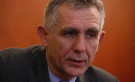 Więcej kas i ograniczenia dla samochodów z kratką