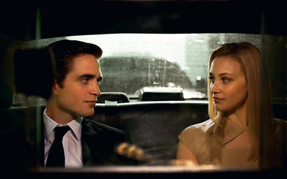 Robert Pattinson i Sarah Gadon w „Cosmopolis”