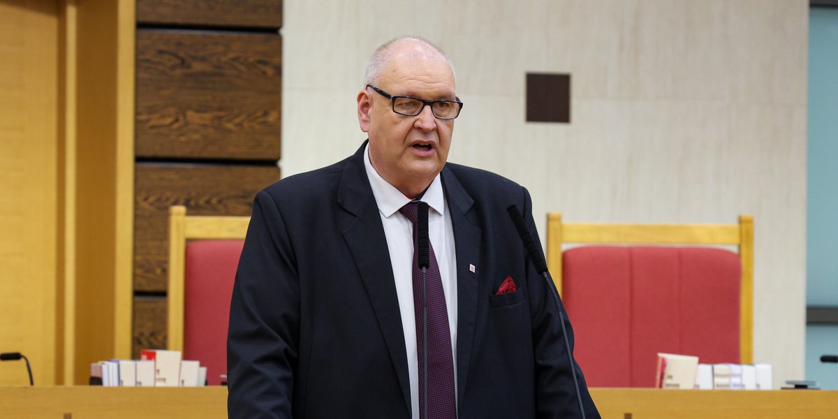 Święczkowski omija blokadę MF: składa projekt budżetu TK na 2027 rok