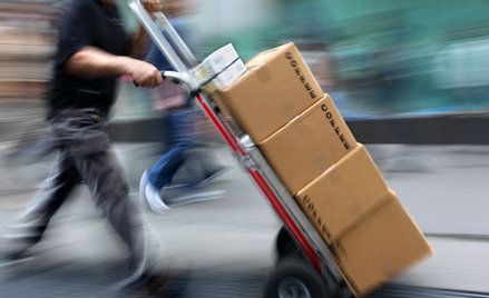 Ekspresowe dostawy nie tylko jedzenia. MediaMarkt dostarczy elektronikę w 90 minut