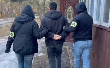 Efektem współpracy wielu sił policyjnych było zatrzymanie trzech mężczyzn w wieku od 25 do 36 lat. W