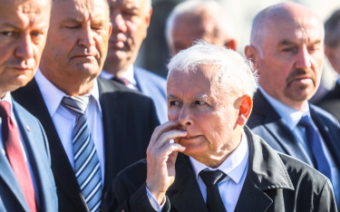 Jarosław Kaczyński zapowiada, że w sprawie walki z pandemią „pójdzie na całość”