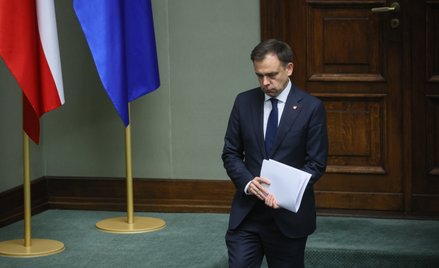 Minister finansów i gospodarki Andrzej Domański na sali posiedzeń Sejmu