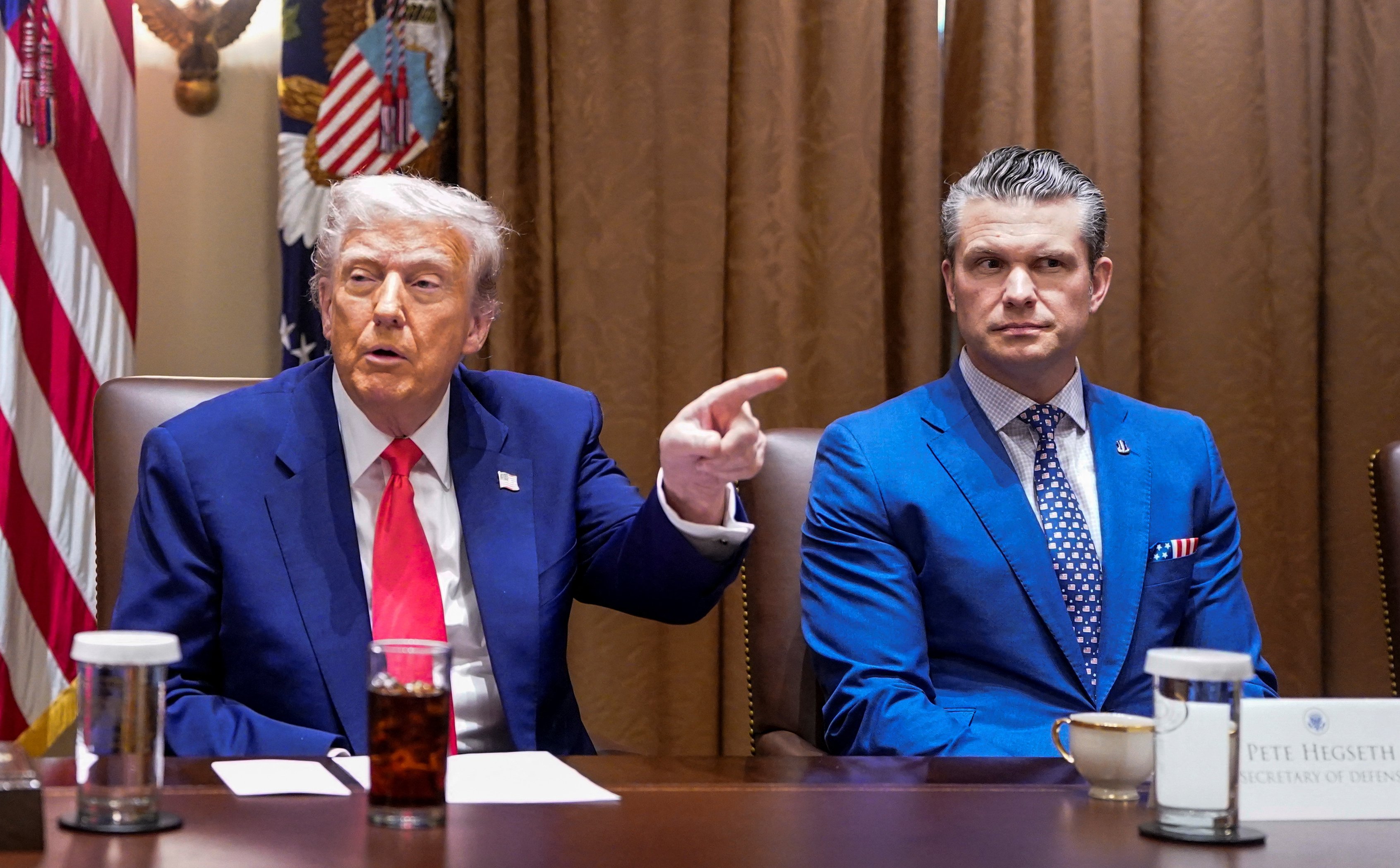 Nowe problemy Pete'a Hegsetha. Donald Trump broni swojego sekretarza obrony