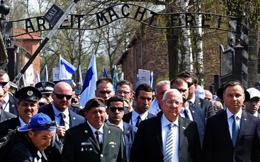Prezydenci Polski i Izraela - Andrzej Duda (z prawej) i Reuven Riwlin (drugi z prawej)