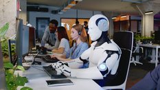 Kolejna faza rywalizacji technologicznej będzie więc dotyczyła nie tylko modeli, lecz także infrastr