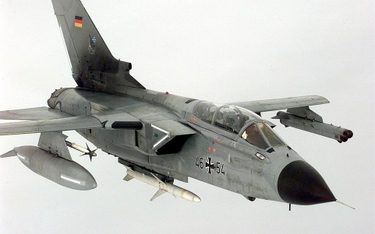 Niemcy kupią 93 Eurofightery i 45 myśliwców F-18?