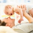 Więcej kobiet nie pracuje, bo zajmują się rodziną