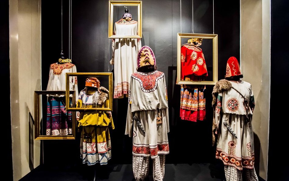 Na wystawie „Opera Fashion” można podziwiać kostiumy z dzieł operowych wystawianych w Teatrze Wielki