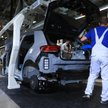 Sprzedaż nowych samochodów: Powolne ożywienie popytu