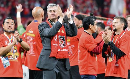 Maciej Skorża w 2023 r. wygrał z Urawa Red Diamonds azjatycką Ligę Mistrzów. Ale sukcesy poza Europą
