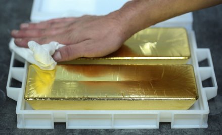 Dwa tygodnie zwyżek złota