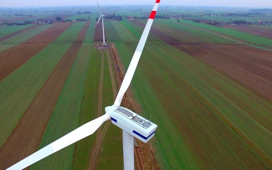 Zielonych instalacji szybko przybywa, ale osiągnięcie celu może być trudne