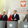Minister sprawiedliwości Zbigniew Ziobro, wiceminister klimatu i środowiska Jacek Ozdoba oraz wicemi
