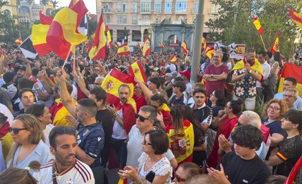 Kilkanaście tysięcy mieszkańców Ceuty protestowało przeciwko obecności imigrantów
