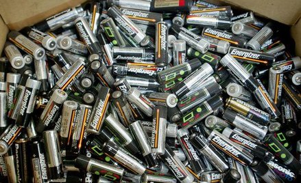 Baterie oddasz w sklepie i w szkole