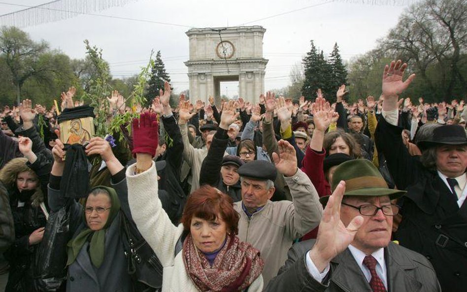 Demonstracja w dniu 12 kwietnia.