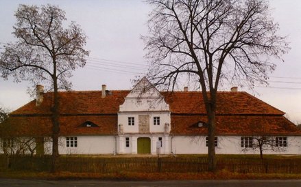 Dawny szpital w Broniszowie