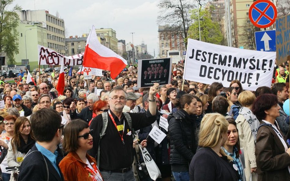 Ustawa o zakazie aborcji: Abstrakcje feministek