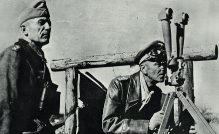 Gen. Friedrich Paulus, dowódca 6. Armii, na linii frontu, październik 1942 r.