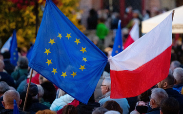 Sondaż: 90 proc. Polaków zadowolonych z członkostwa Polski w UE
