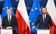 Wicepremier, szef MON Władysław Kosiniak-Kamysz oraz minister-koordynator służb specjalnych Tomasz S