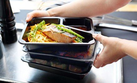 Bony na posiłki mogą uratować gastronomię