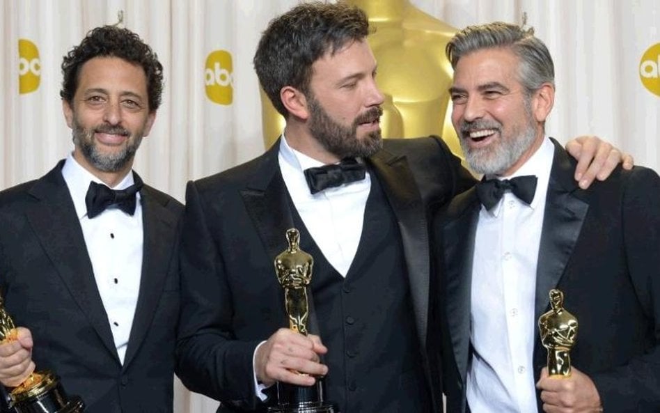 ?Grant Heslov, Ben Affleck i George Clooney podczas ubiegłorocznej oscarowej gali