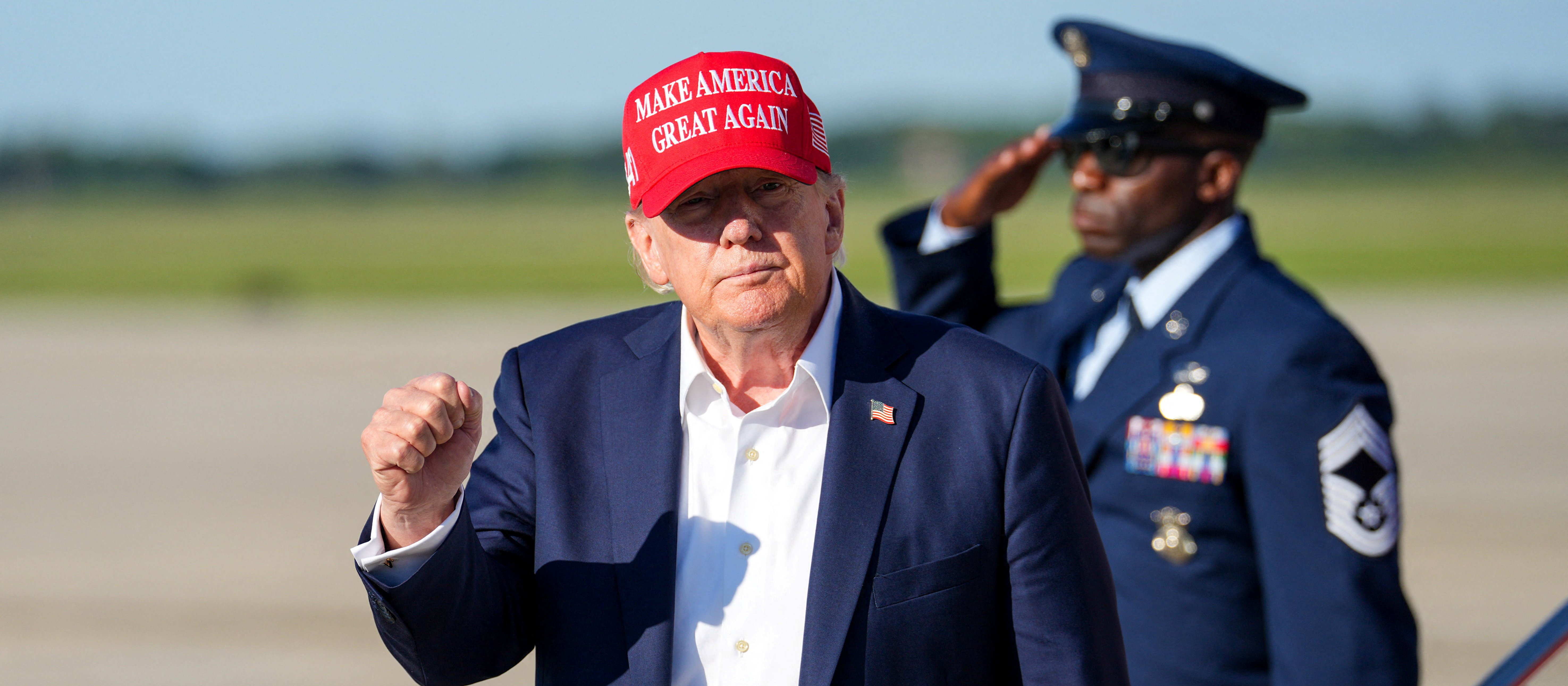 Trump o Grenlandii: gigantyczne poszukiwania ropy i nowe bazy USA