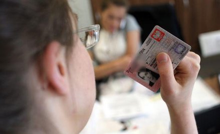 Czy zmieniając nazwisko, można uciec przed komornikiem