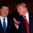 Donald Trump rozpoczął osiemnaście miesięcy temu wojnę handlową z Xi Jinpingiem. W środę zdecydował 
