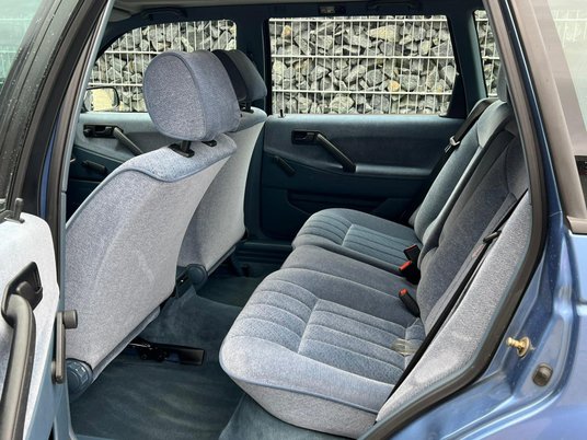 30-letni VW Passat został sprowadzony ze Szwajcarii od pierwszego właściciela.