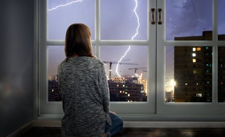 Zdaniem ekspertów przebywanie w pobliżu burzy zawsze jest niebezpieczne