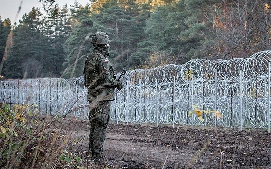 MON: Białoruscy żołnierze zagrozili otwarciem ognia