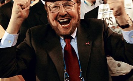 Malcolm Glazer nie cieszy się sympatią wśród kibiców najbardziej utytułowanego angielskiego klubu Ma