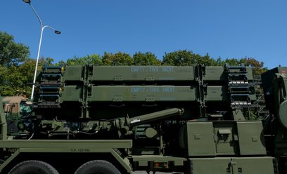 Jednostki baterii systemu obrony przeciwrakietowej Patriot podczas defilady wojskowej z okazji Dnia 