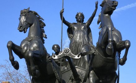 Boudika i jej córki, XIX-wieczny pomnik na przystani Westminster Pier w Londynie