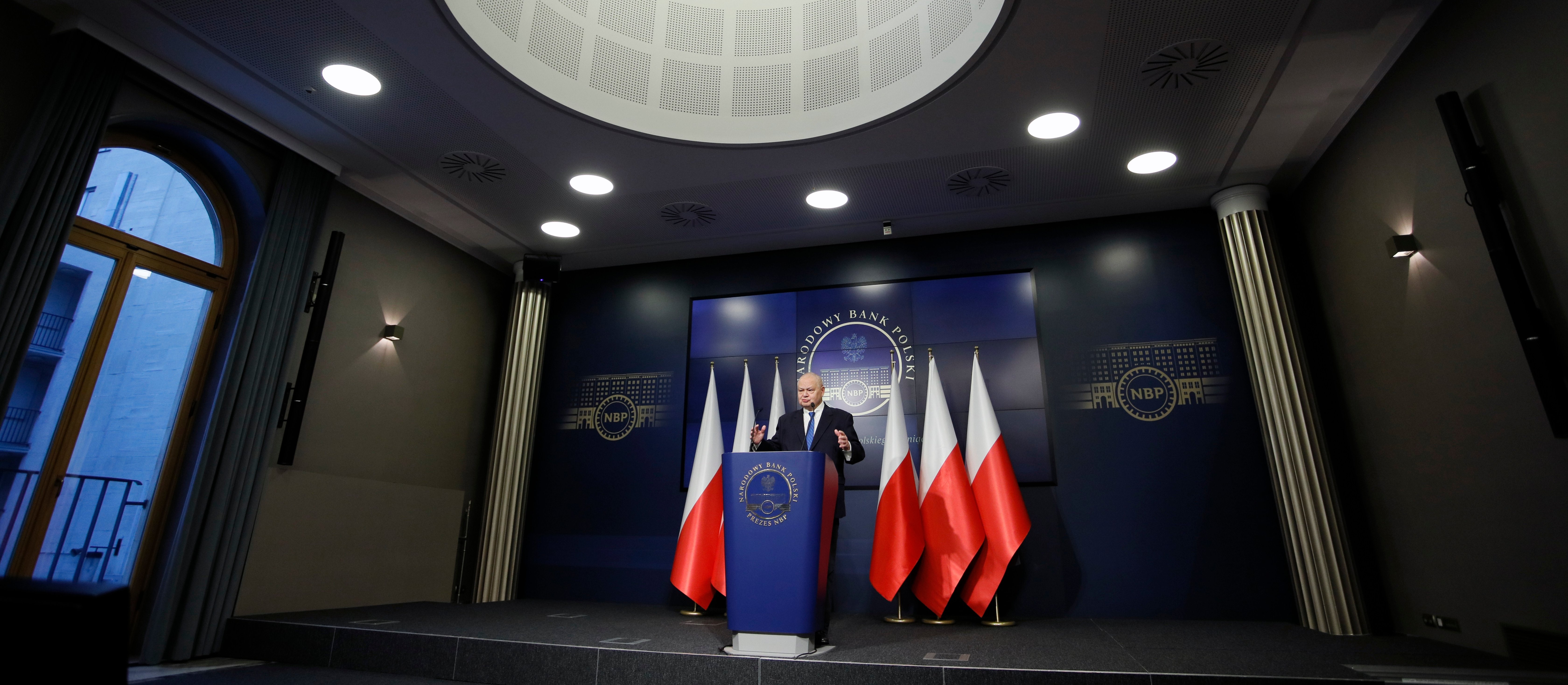 Stopy procentowe banku centralnego jednak znów poszły w dół