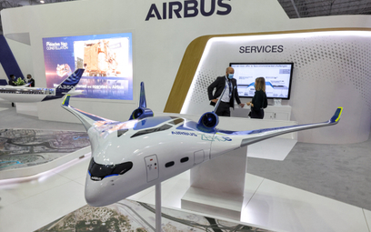 Salon w Dubaju: świat potrzebuje samolotów