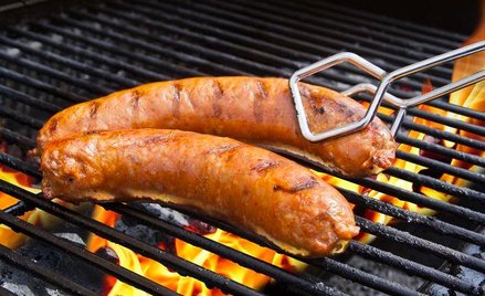Minister chce zadbać o nasze bezpieczeństwo i zakazać grillowania na balkonach.