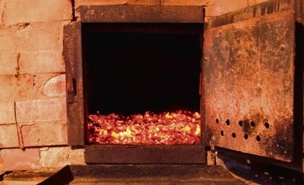 Białystok chce się pozbyć starych pieców na paliwo stałe.