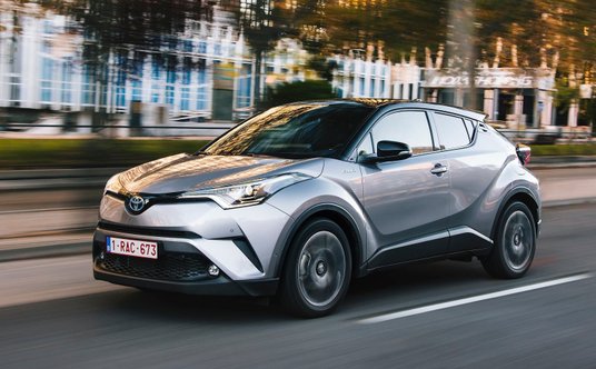 Toyota C-HR (od 2017 r.)