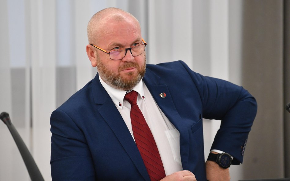 Paweł Wojtunik na posiedzeniu senackiej komisji nadzwyczajnej do spraw wyjaśnienia przypadków nieleg