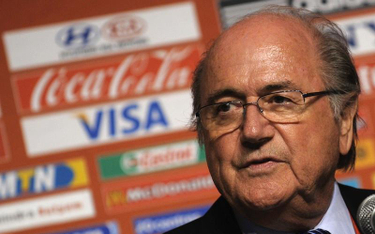 Blatter się nie poddaje